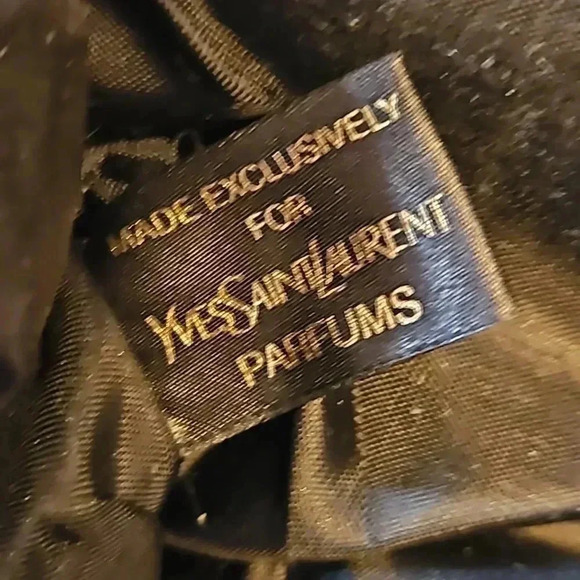 Yves Saint Laurent Parfums Black Vinyl Messenger Bag - Picture 4 of 5